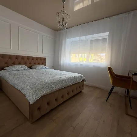 Blue - Neversea - Old Town Apartment