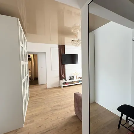 Blue - Neversea - Old Town 아파트 *