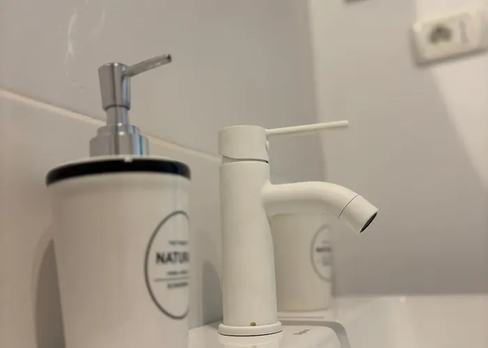 Blue - Neversea - Old Town *